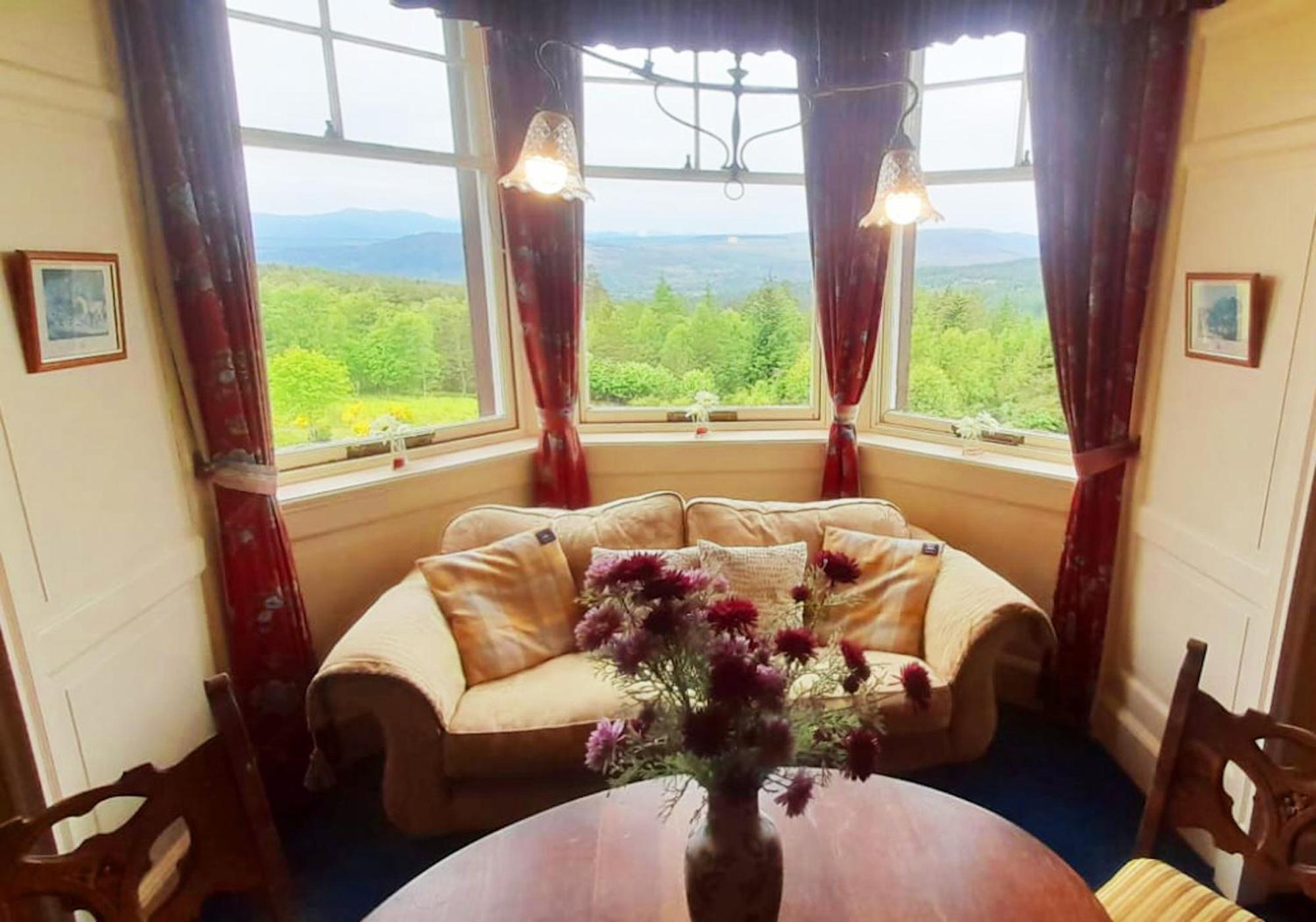 The Falls - Value Rooms At Aultnagar Estate Lairg Eksteriør bilde