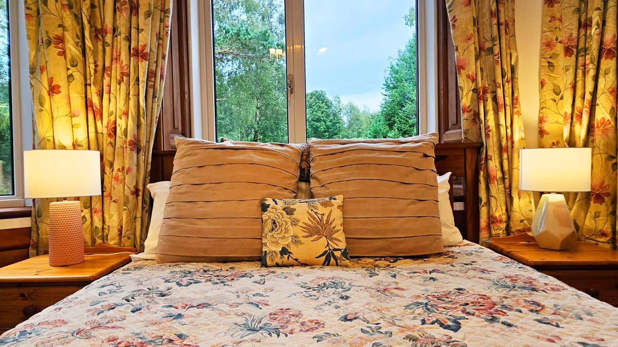 The Falls - Value Rooms At Aultnagar Estate Lairg Eksteriør bilde